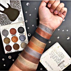 Crown Pro Glam Metals Palette